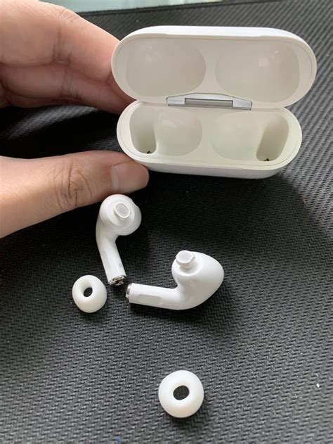Fake airpods - Many fake AirPods will have some 5 star reviews to make them look legit. But if you dig deeper, there are usually recent 1 star reviews calling them out as fakes. Legit AirPods almost always have good 4+ star reviews from verified buyers. Lots of bad reviews are a giveaway something is wrong. 5. Missing Accessories